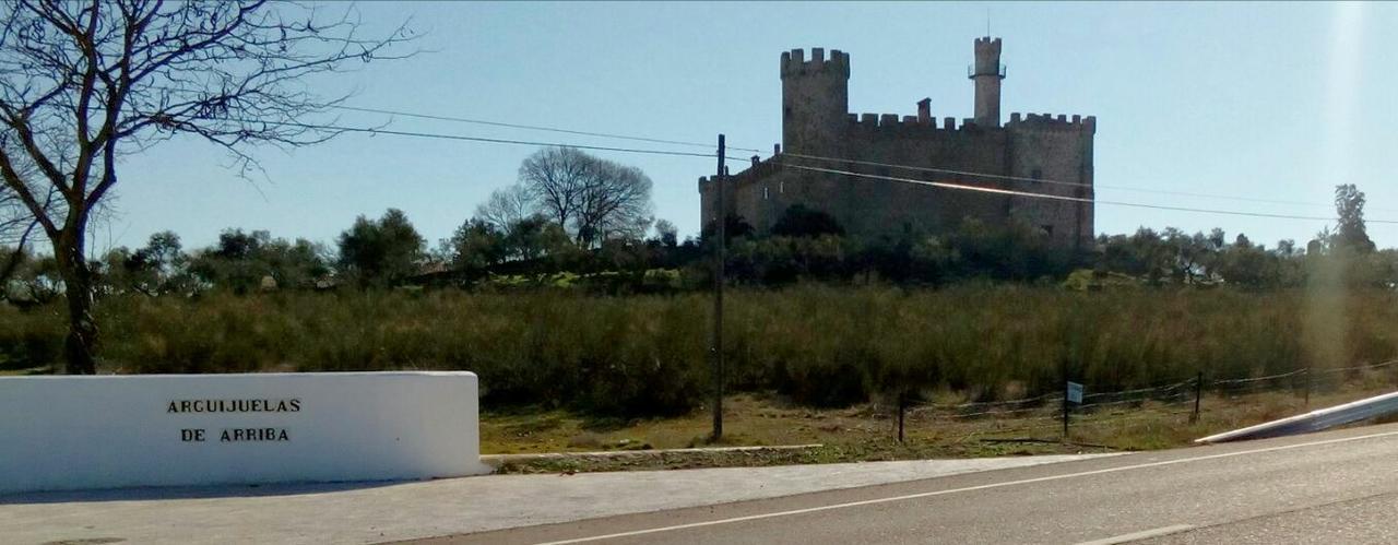 Casa Rural Castillo De Caces 외부 사진